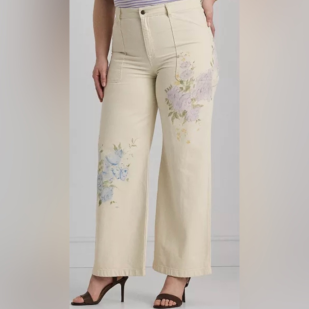 Lauren Ralph Lauren
Petite Floral High Rise Wide Leg Jeans size 10P